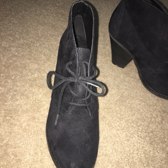 Booties - Picture 4 of 4